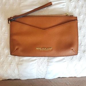 Clutch purse